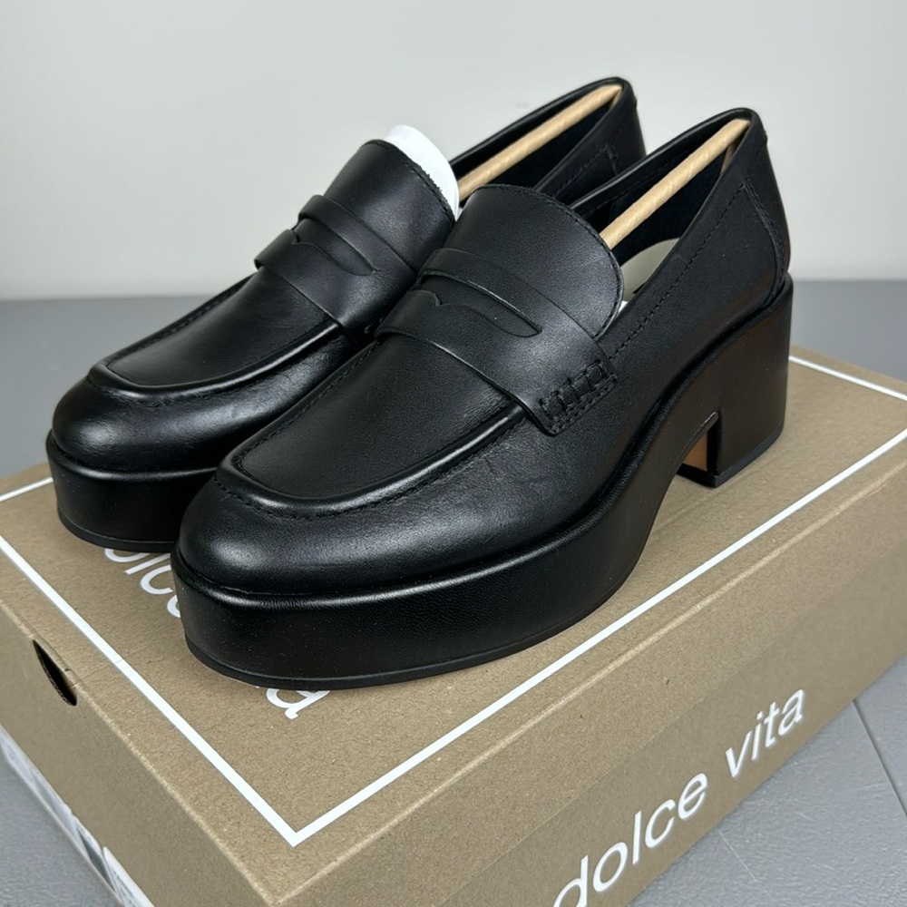 dolce vita Yanni Leather Platform Penny Loafer. Black.